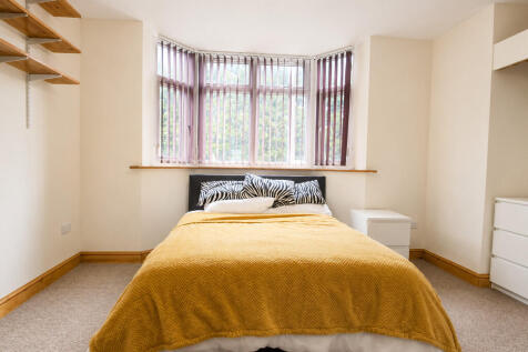 Bedroom - Angle 1