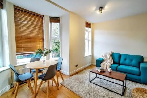 £170 pppw, Brighton Grove, Manchester, M14 photo 3