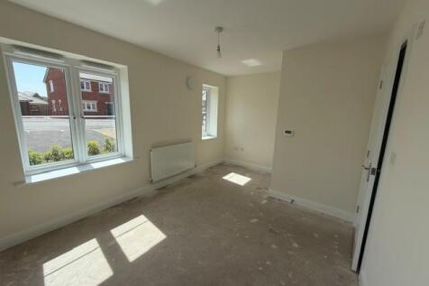 Bedroom 1.jpg