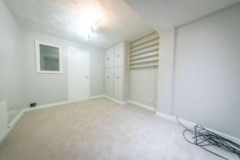 Garage conversion room