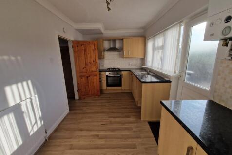 60 Northfield Avenue  photo 3
