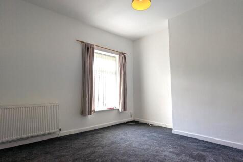 3, Castleford Street, Chadderton, OL1 photo 4