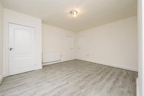 Haselbeech Crescent, Liverpool, Merseyside, L11 photo 3