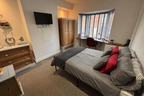27/28 - Newland Street West - Student House photo 4