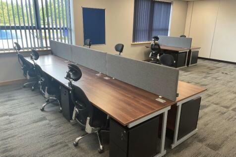 Serviced Office to rent Image 3