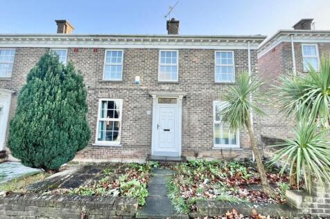 3 bedroom Semi Detached for rent