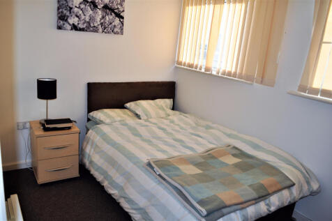 Elmira Way, Salford, Greater Manchester, M5 photo 4