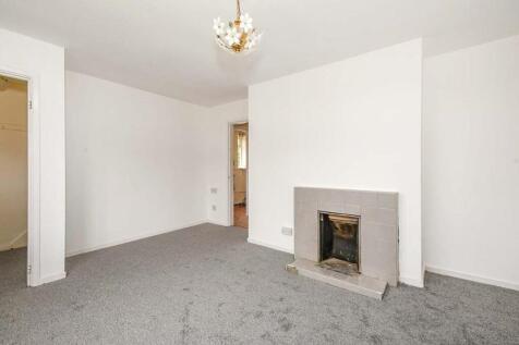 Bower Farm Road, Old Whittington, Chesterfield, Derbyshire, S41 photo 3