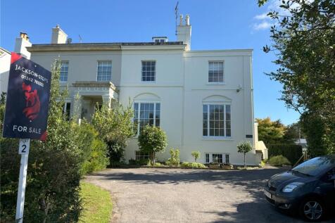 Flat 2, Tivoli Lawn