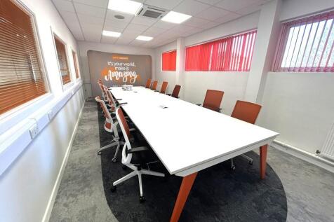 Office to rent Image 8