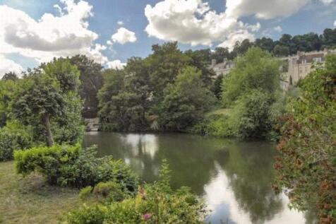 River Avon Nearby
