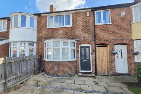 2-bed terraced on Abbey Drive, Abbey, Leicester, £1,000/mo