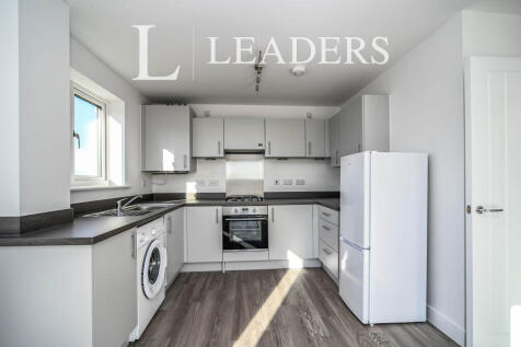 Flat 5, 75 Fisherswo