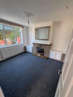 Dryden Close, Hainault, Ilford, Redbridge photo 5
