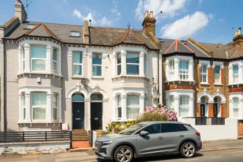 ALEXANDRA ROAD (12).jpg