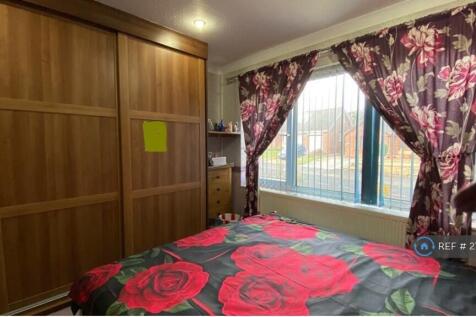 Master Bedroom-Ground Floor-4