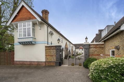 Davidson Frost-Wellings, DFW, Quadrangle Mews, Fro