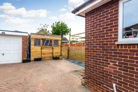 Garage &amp; Park...