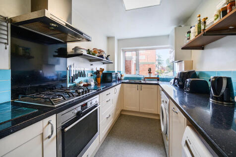 1369077-15-68f0e9...