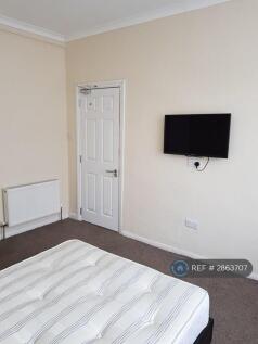 Room 1 - d/s Front
