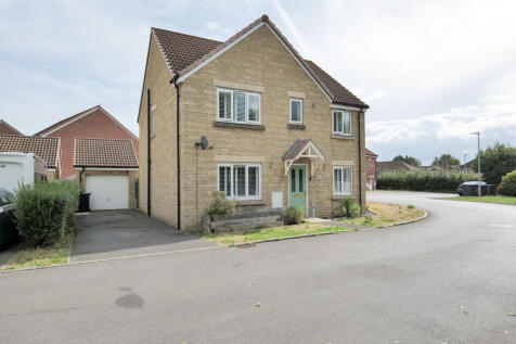 Melksham, SN12 - property photo