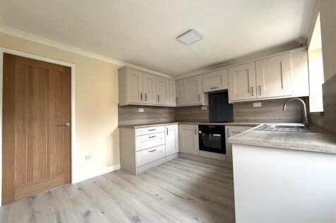 Pasture Close, Worksop photo 4