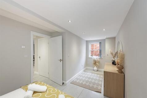 5 &amp; 6 Looms Lane ph55.jpg