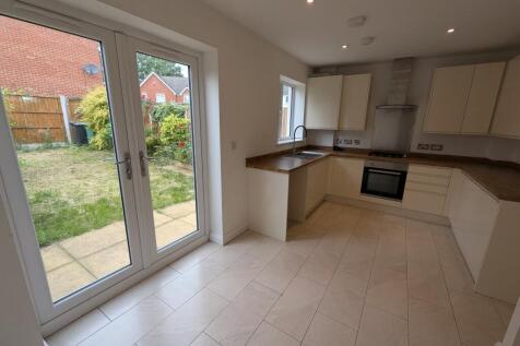 Glazebrook Meadows, Warrington, WA3 photo 5