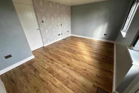 Sitting &amp; Dining Room 2.jpg