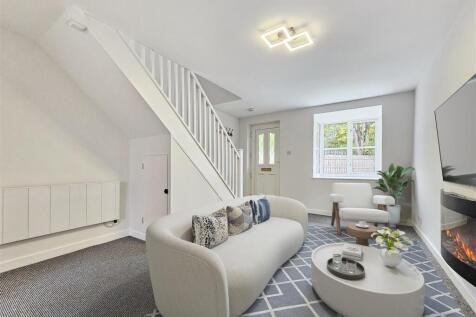 Lounge - Virtually Staged