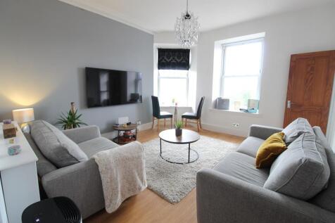 Lounge 2