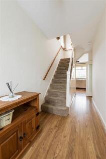 Dale View Gardens E4