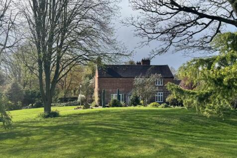 Market Drayton, TF9 - property photo