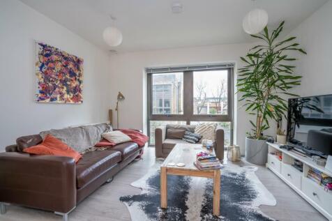 Dickens Yard, W5  photo 4