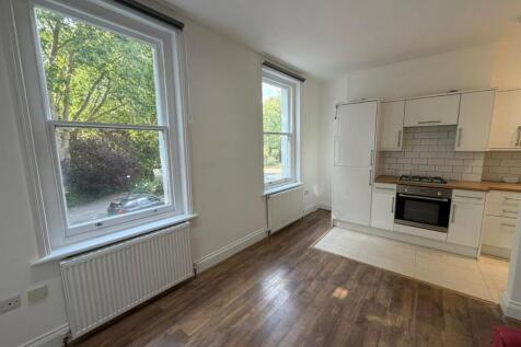 Dining / Kitchen