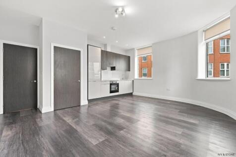 1-bed flat on Bank Chambers House, 45A Cranbrook Road, Ilford, Greater London, IG1, £1,350/mo