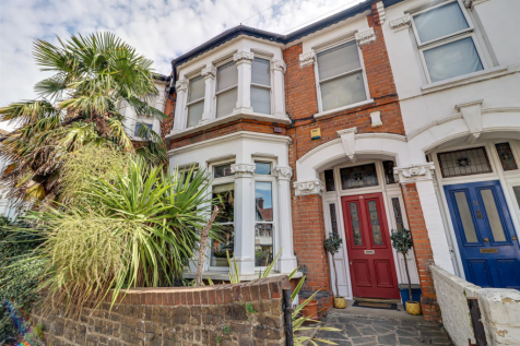 Westcliff-on-sea, SS0 - property photo