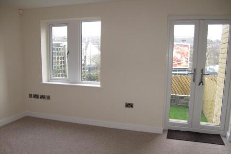 Old Glenaire Court, Baildon, Shipley, West Yorkshire, BD17 photo 3