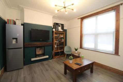 Whitehouse Lane, S6 photo 3
