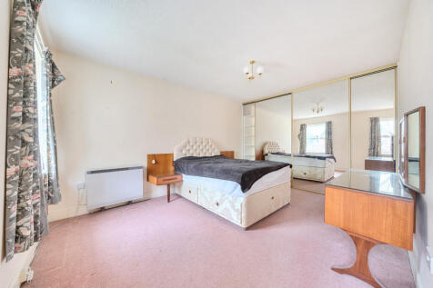 1365711-12-68e8f4...