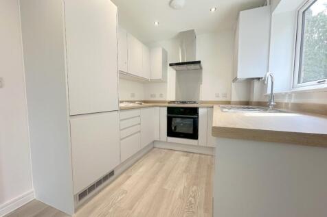 Farmstead Close, Luton, LU4 photo 3