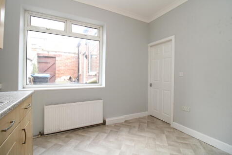 10, Milford Terrace, Ferryhill, County Durham photo 5