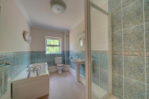 3a Sparrow Hall Lane