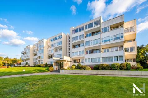 Hendon Hall Court