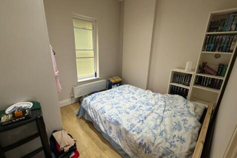 Charlton Road, Keynsham, Bristol, Somerset, BS31 photo 5
