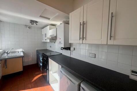 Saxifield Street, Burnley, BB10 photo 5