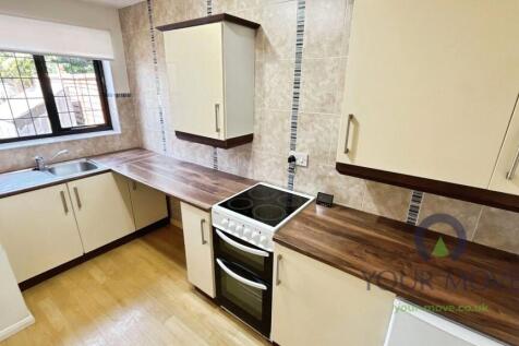 Queensbury Close, Bedford, Bedfordshire, MK40 photo 3