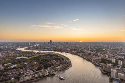 Landmark Pinnacle Penthouse 74.02 -13- Views.jpg