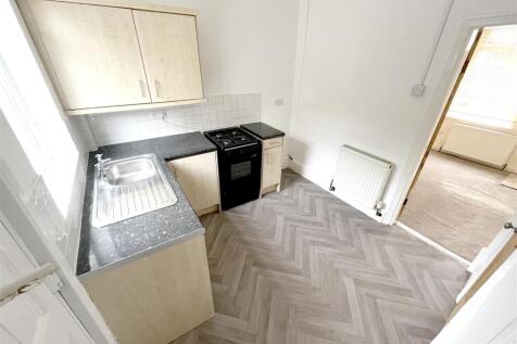 Taplin Road, Hillsborough photo 4