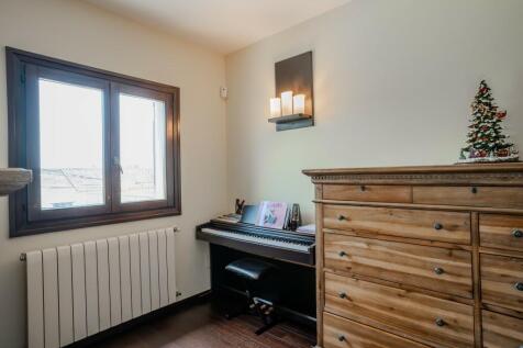 DSC05248-Enhanced-NR